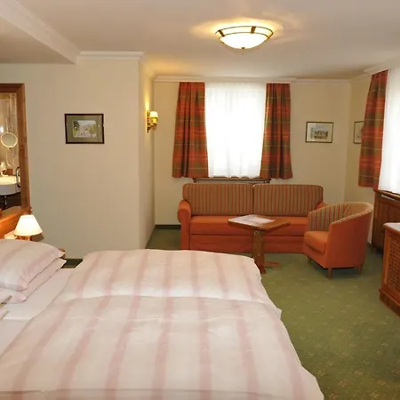 Konukevi Hochleitner Am Schlosspark 3*