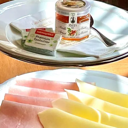 Hochleitner Am Schlosspark 3*