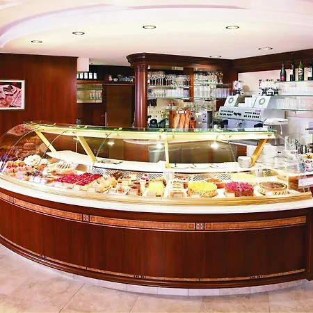 Hochleitner Am Schlosspark 3*