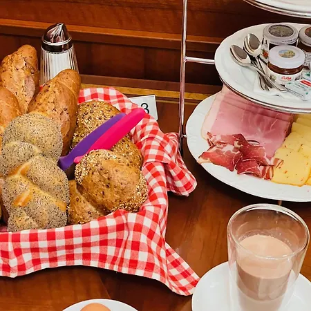 Hochleitner Am Schlosspark Konukevi Tamsweg